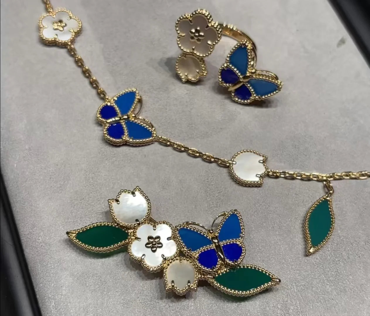 [BLUE TEARS] LUCKY SPRING GOLD RING