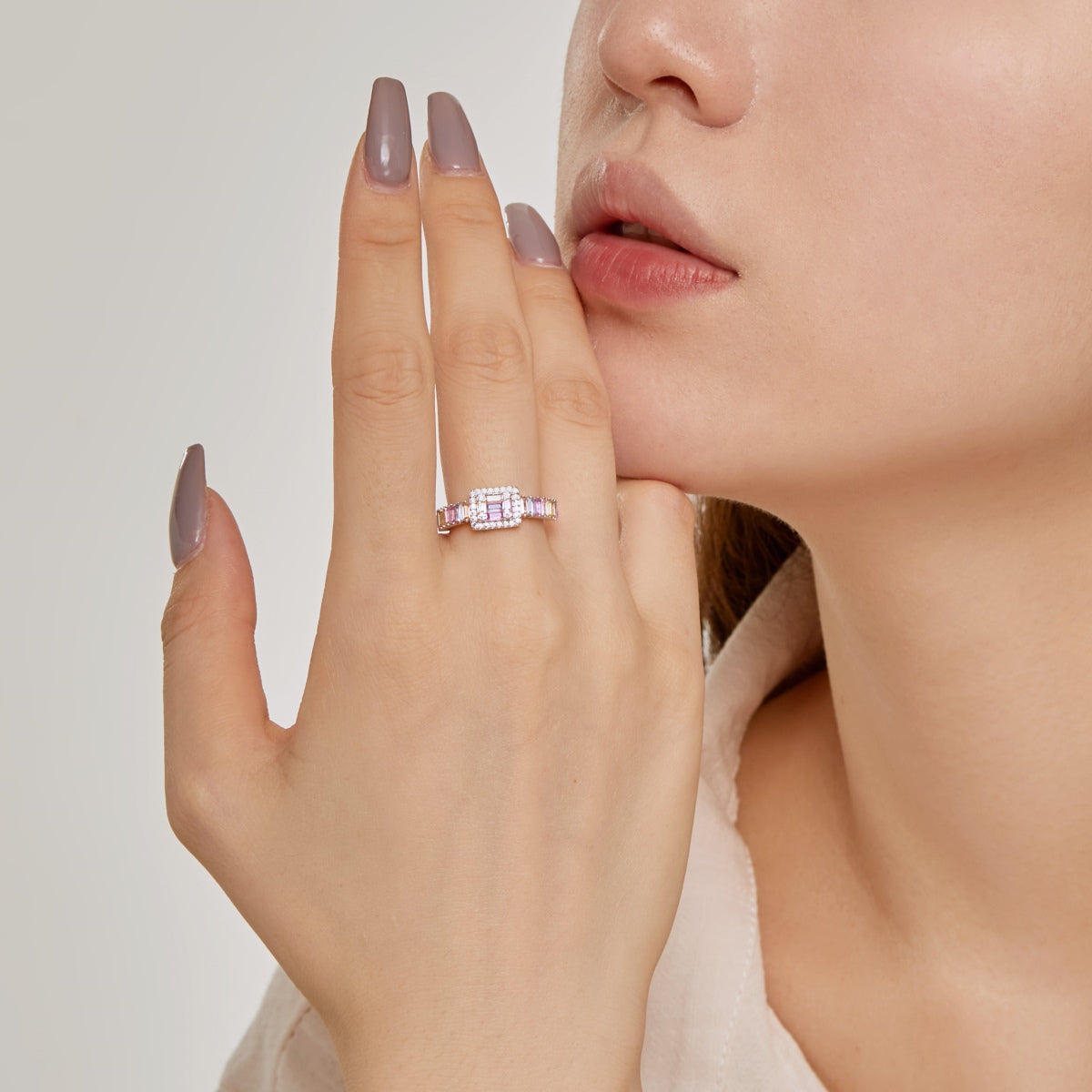 [Nova Jewelry]Exquisite Colorful Radiant Cut Party Ring