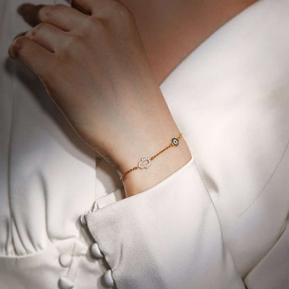 [Nova Jewelry]Gost Shape & Round Shape Necklace