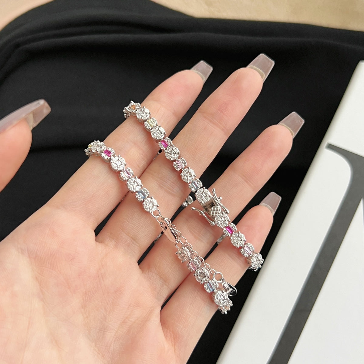 [Nova Jewelry]Dazzling Radiant Multi Cut Daily Bracelet