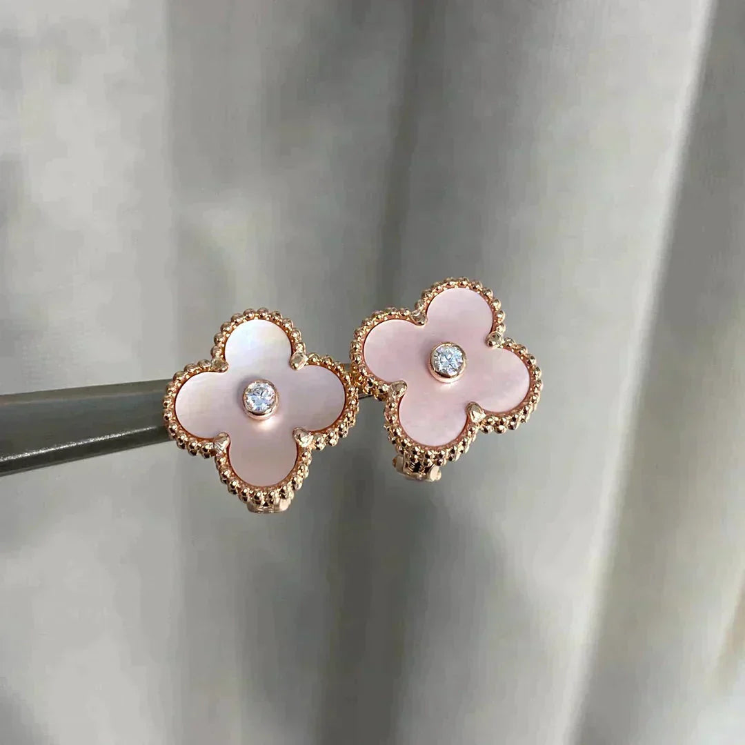 [BLUE TEARS]CLOVER MEDIUM 1 MOTIFS  PINK MOP DIAMOND EARRINGS