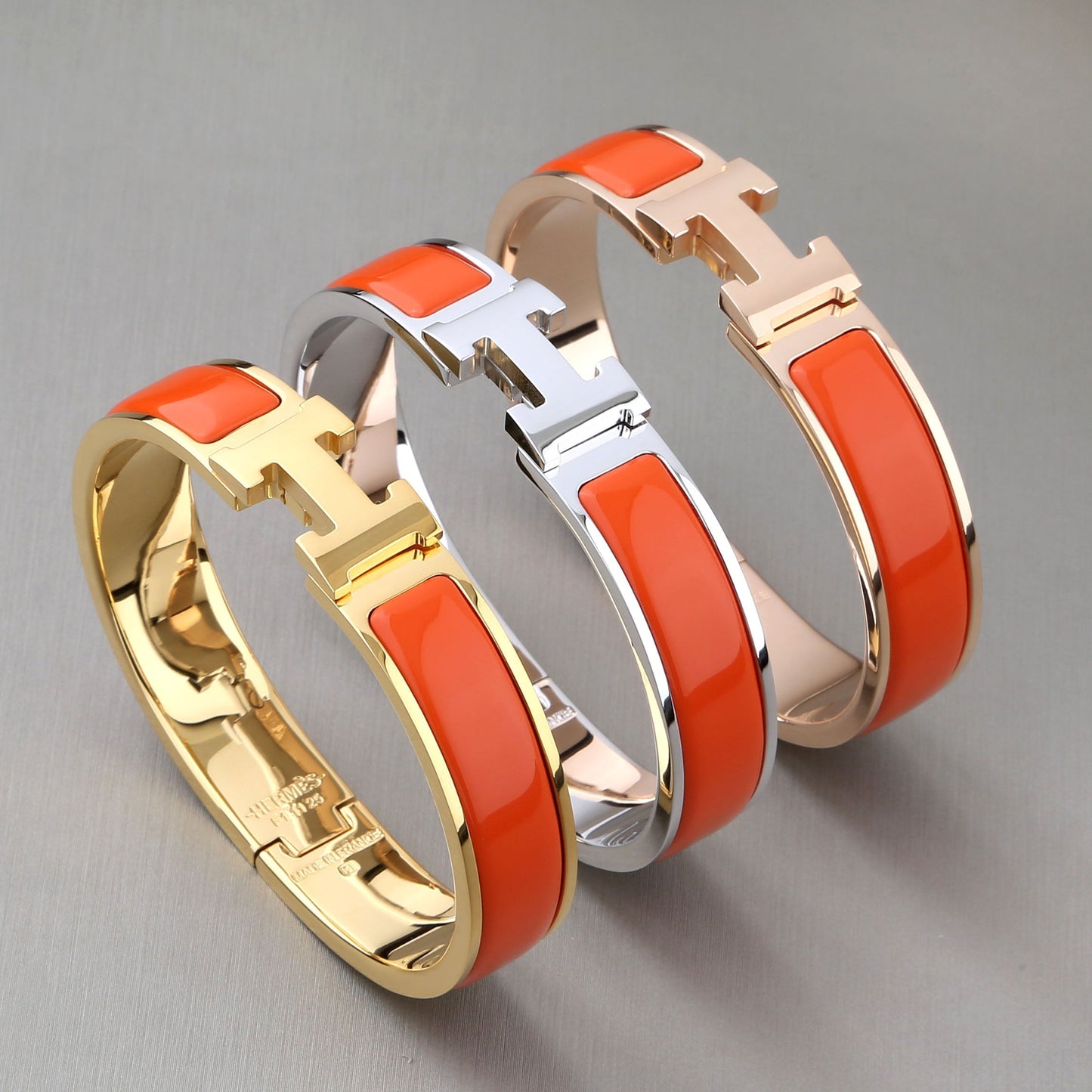 [BLUE TEARS]H ORANGE BRACELET
