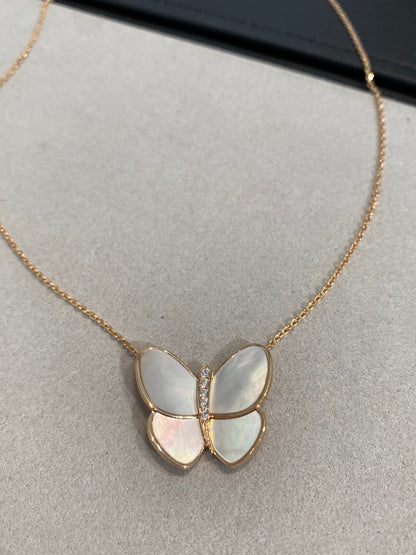 [BLUE TEARS]BUTTERFLY GOLD MOP DIAMOND NECKLACE