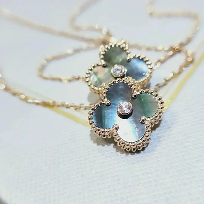 [BLUE TEARS]CLOVER 15MM DIAMOND AND MOTHER-OF-GREY NECKLACE