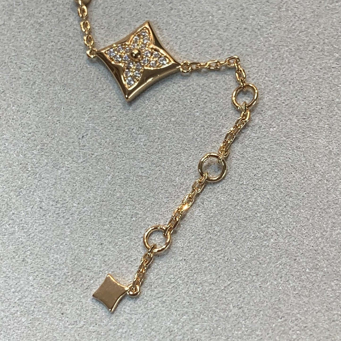 [BLUE TEARS]STAR AND SUN 4 MOTIFS GOLD DIAMONDS BRACELET
