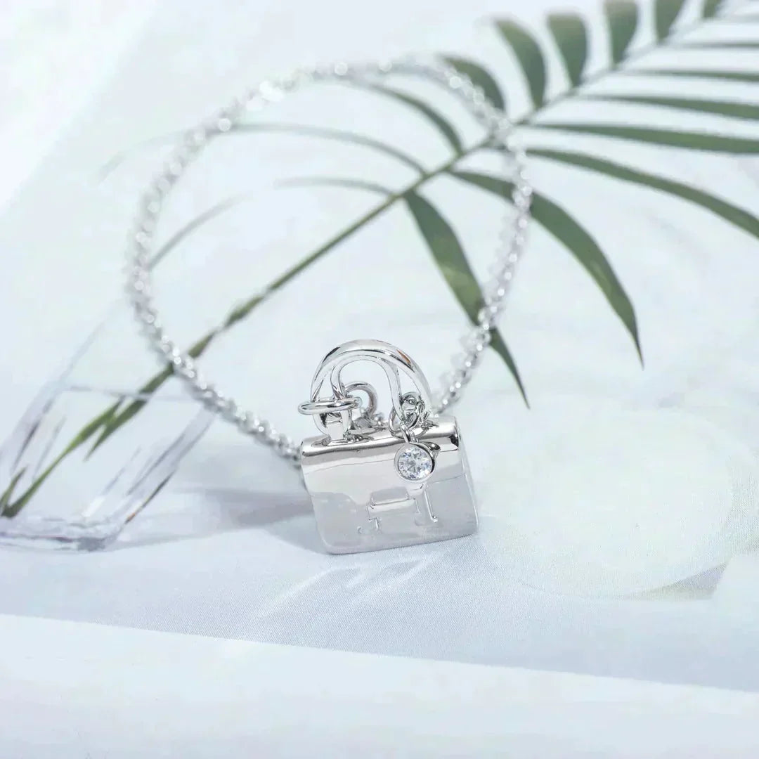 [BLUE TEARS]AMULETTE PEDANT SILVER NECKLACE