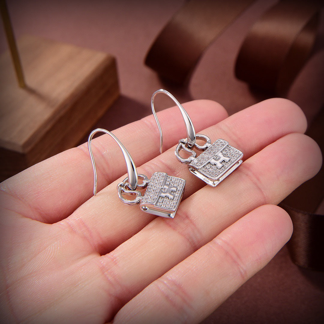 [BLUE TEARS]KELLY DIAMOND EARRINGS