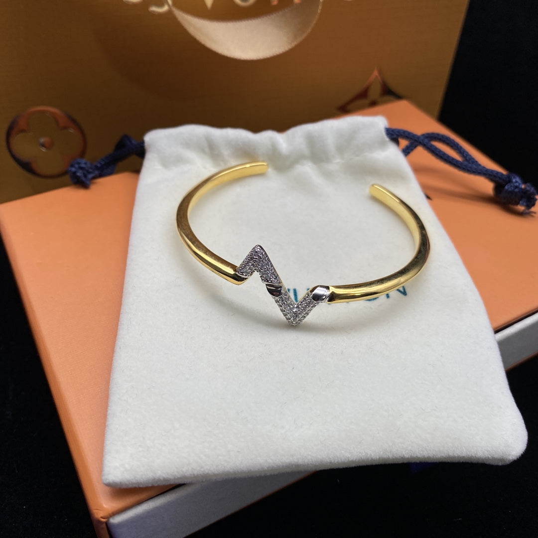[BLUE TEARS]VOLTE UPSITE DOWN DIAMOND GOLD OPEN BRACELET