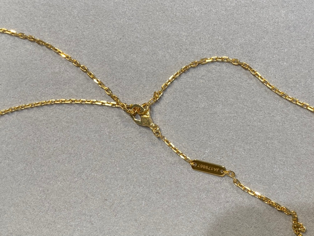 [BLUE TEARS]CLOVER 25MM NECKLACE GOLD CARNELIAN