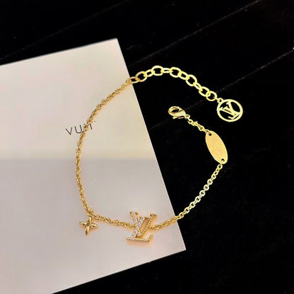 [BLUE TEARS]LOGO STAR MOTIF GOLD BRACELET