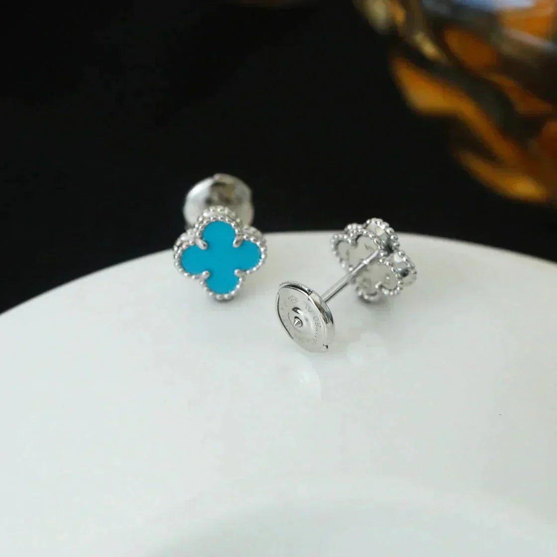 [BLUE TEARS]CLOVER MINI 9.5MM ONYX STUD EARRINGS SILVER