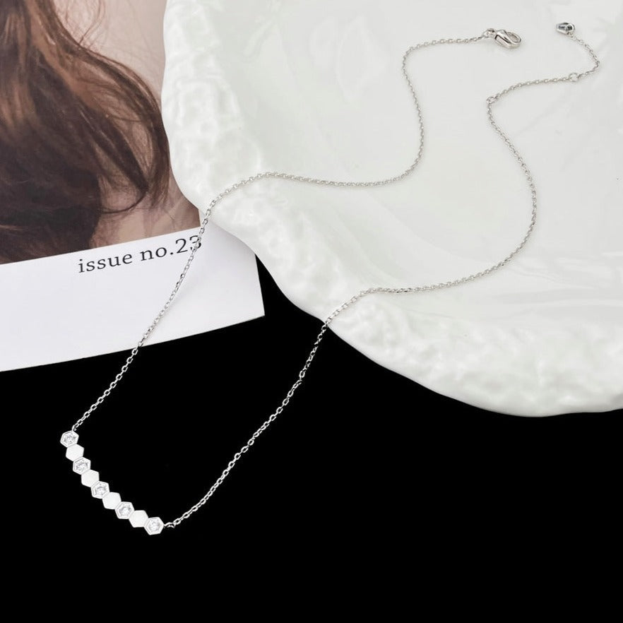 [BLUE TEARS]BEE MY LOVE DIAMOND NECKLACE