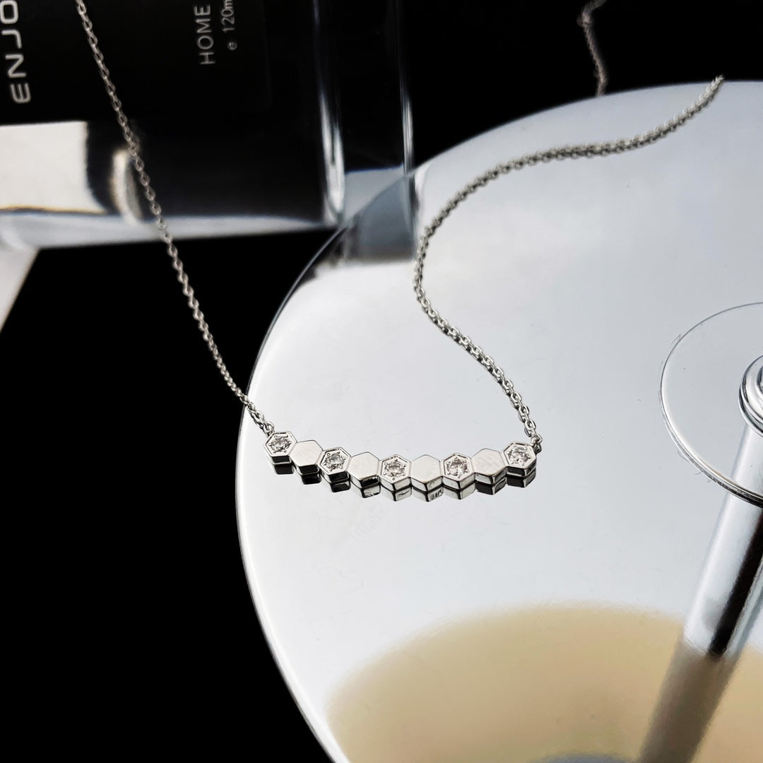 [BLUE TEARS]BEE MY LOVE DIAMOND NECKLACE