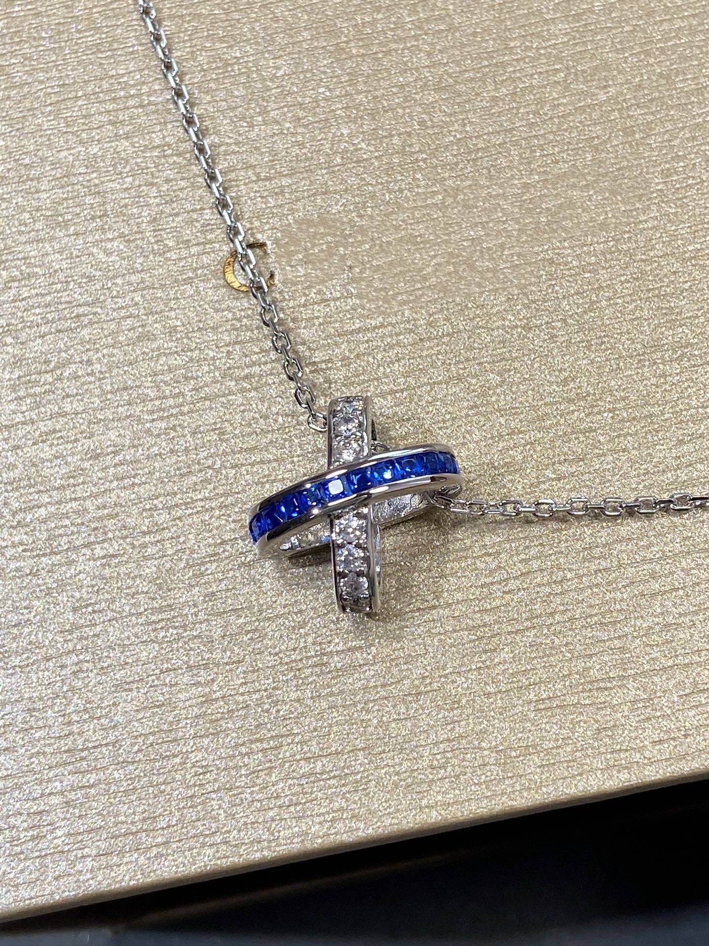 [BLUE TEARS]LIENS DIAMOND SILVER NECKLACE