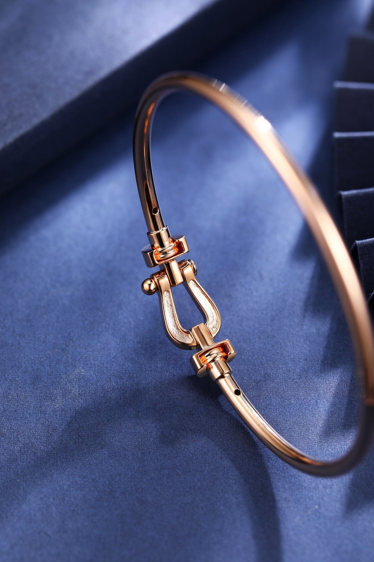 [BLUE TEARS]FORCE 10 MOYEN DIAMOND BRACELET