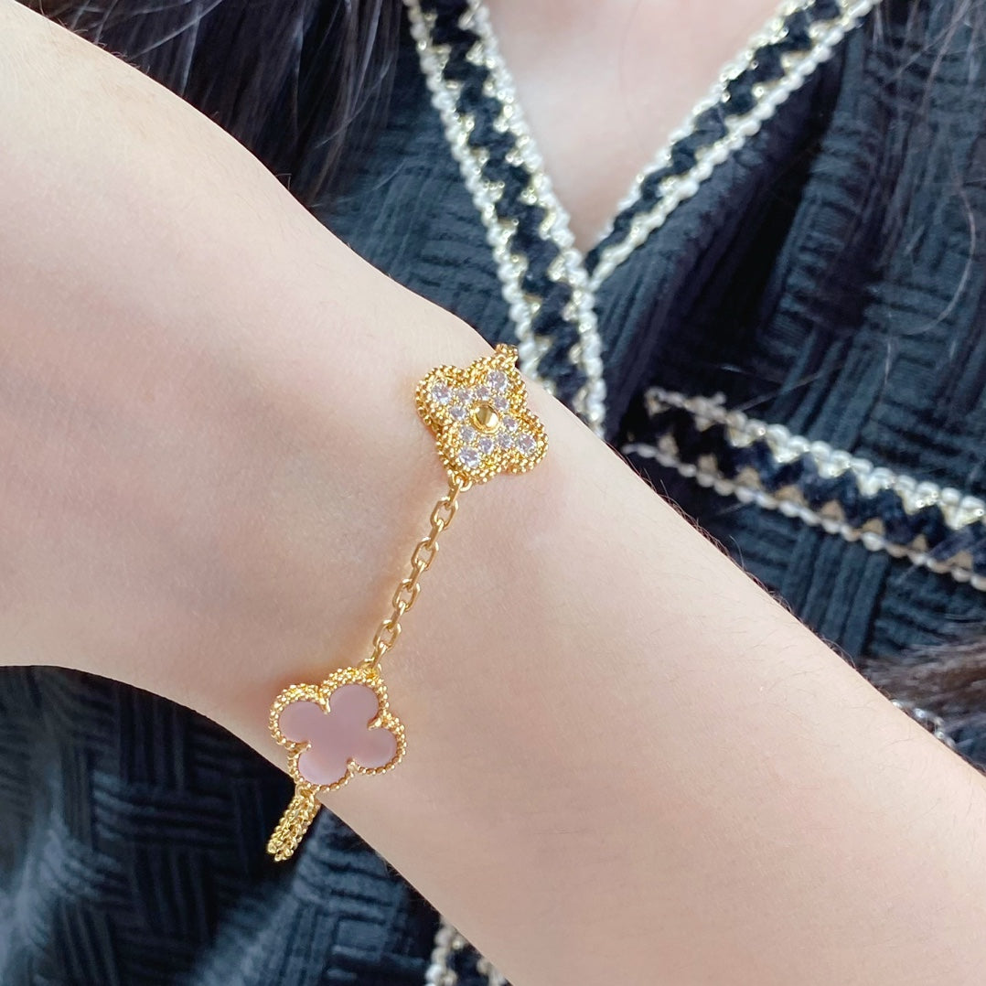 [BLUE TEARS]CLOVER 5 MOTIF DIAMOND PINK MOP PINK GOLD BRACELET
