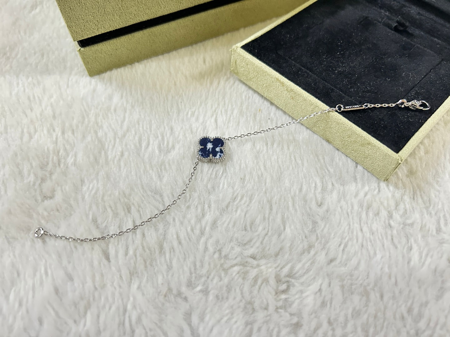 [BLUE TEARS]CLOVER 1 MOTIF PIETERSITE BRACELET