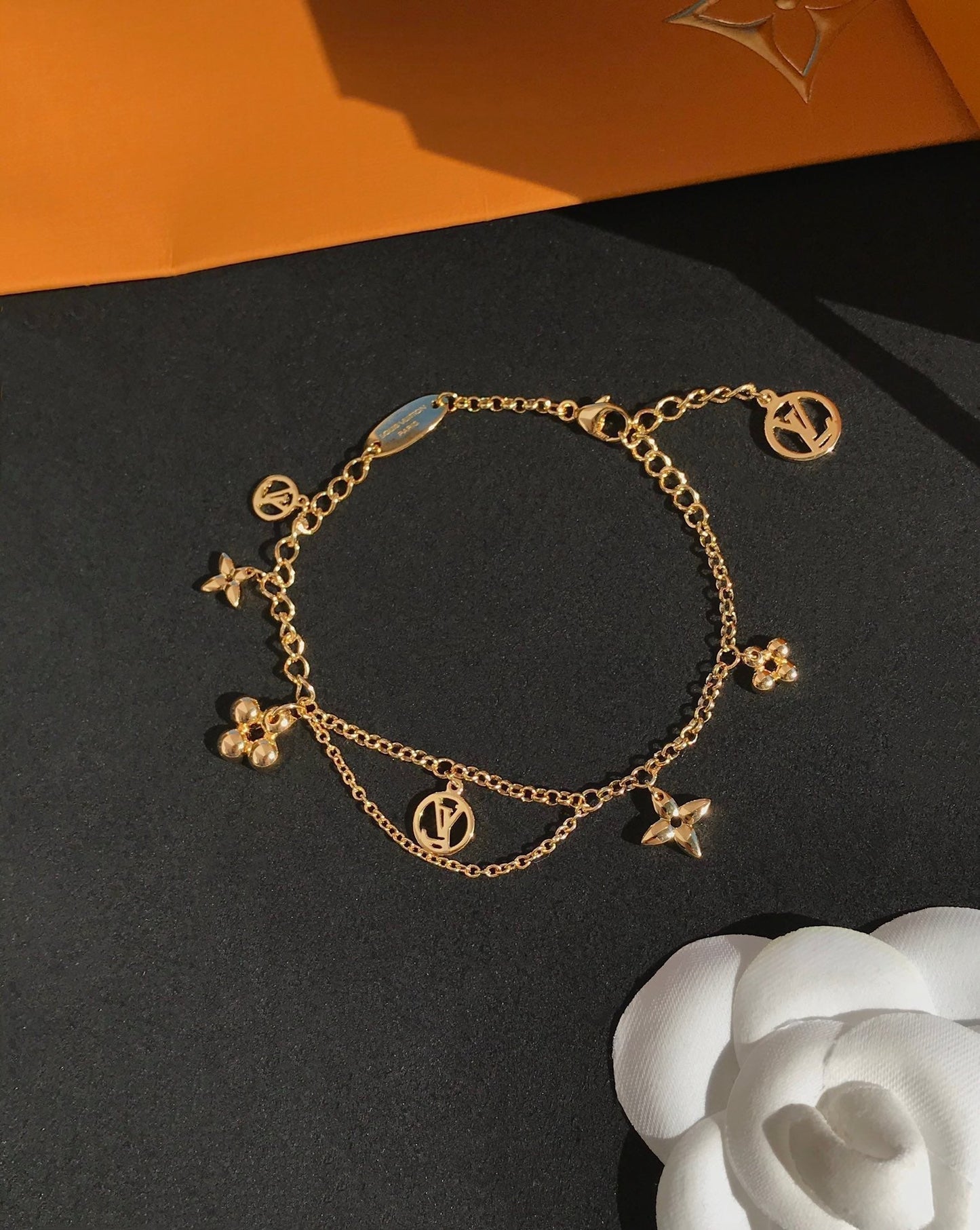 [BLUE TEARS]BLOOMING PINK GOLD MOP BRACELET