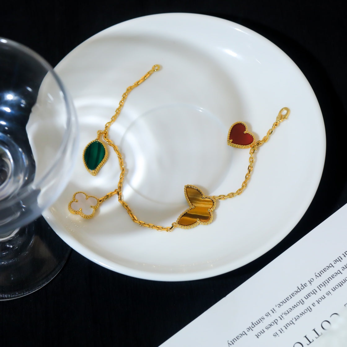 [BLUE TEARS]LUCKY SPRING 5 MOTIF GOLD BRACELET