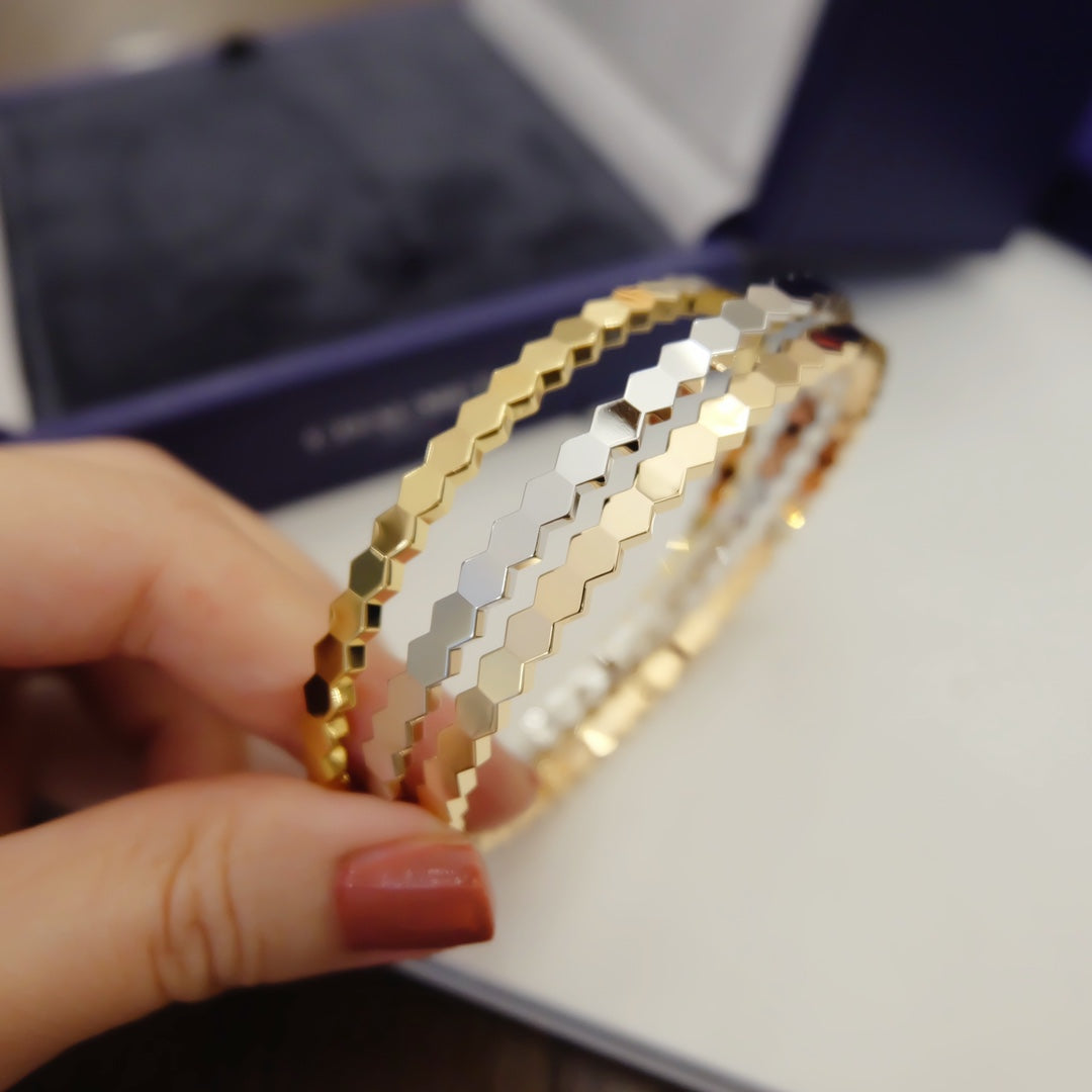 [BLUE TEARS]BEE LOVE BRACELET