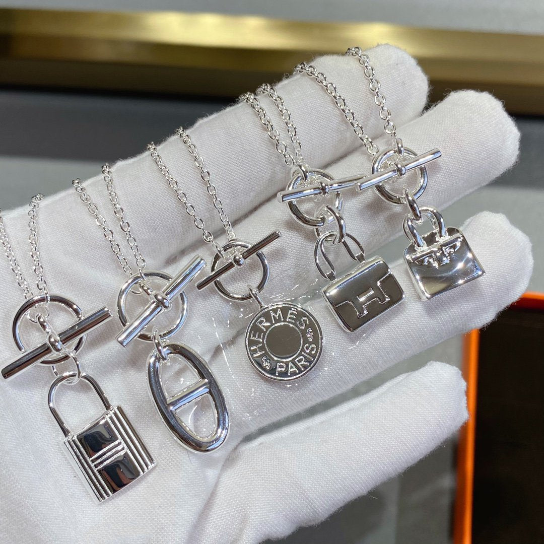 [BLUE TEARS]CONSTANCE PEDANT SILVER NECKLACE