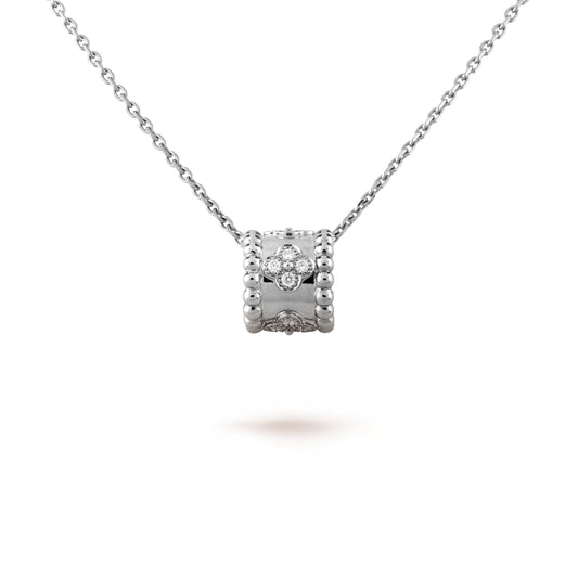 [BLUE TEARS]PERLEE PEDANT SIVLER DIAMOND NECKLACE