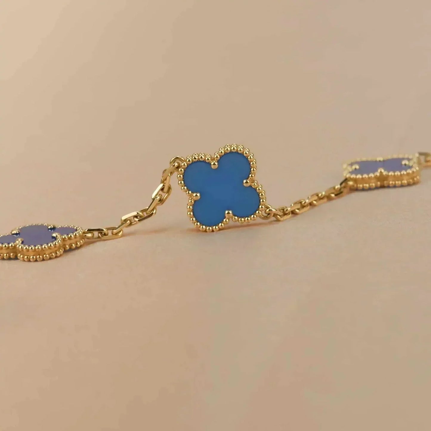 [BLUE TEARS]CLOVER 5 MOTIFS BLUE AGATE BRACELET