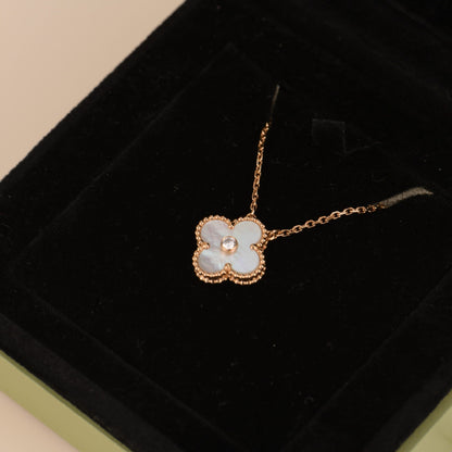 [BLUE TEARS]CLOVER 15MM DIAMOND WHITE FRITILLARIA NECKLACE