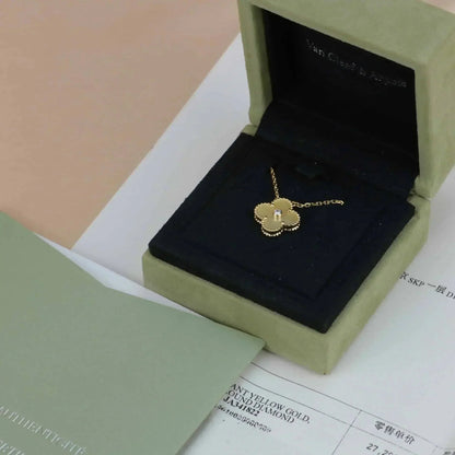 [BLUE TEARS]CLOVER 15MM DIAMOND GOLD MOTHER OF PEARL NECKLACE