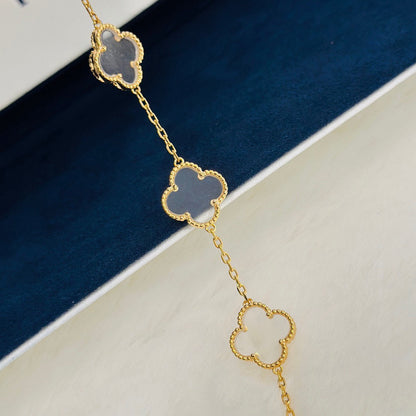 [BLUE TEARS]CLOVER 5 MOTIF ROCK CRYSTAL BRACELET