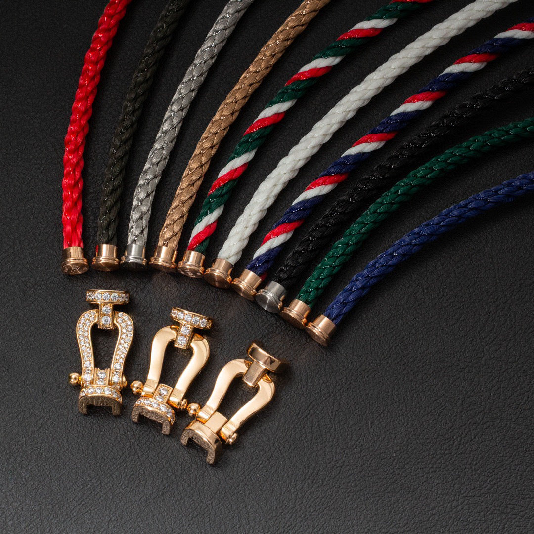 [BLUE TEARS]FORCE LARGE HORSESHOE FULL DIAMOND BRACELET GOLD