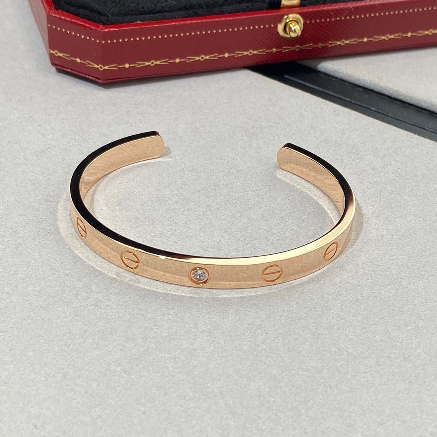[BLUE TEARS]LOVE BRACELET 6.1MM 1 DIAMOND OPEN CUFF