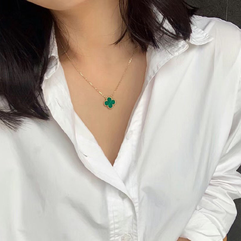 [BLUE TEARS]CLOVER 15MM MALACHITE SINGLE FLOWER  NECKLACE
