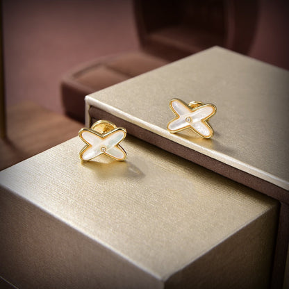 [BLUE TEARS]JEUX DE WHITE MOP GOLD DIAMOND EARRINGS
