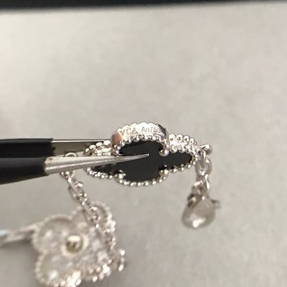 [BLUE TEARS] CLOVER 5 MOTIF ONYXS BRACELET COLLECTION