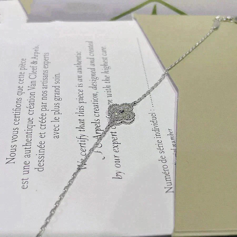 [BLUE TEARS]CLOVER  SINGLE FLOWER BRACELET SILVER