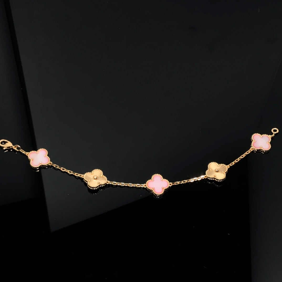 [BLUE TEARS]CLOVER BRACELET 5 MOTIF PINK AND PINK GOLD
